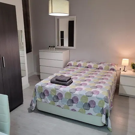 Bed&bcn Forum Sant Adria de Besos